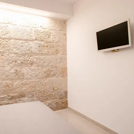 La Portulaca - Modern - *